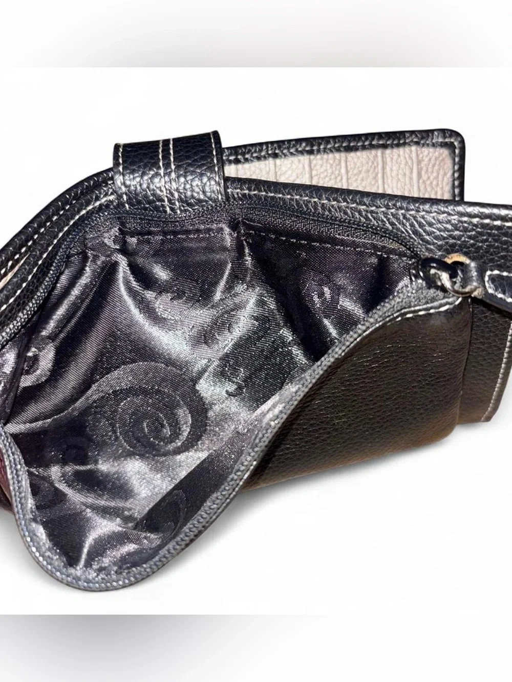 BRIGHTON Large Pocket Black Leather Wallet